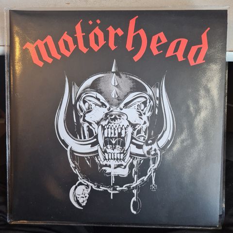 Motorhead  -Frakt 99,- Norgespakke! + 2500 Lper ute på Finn!