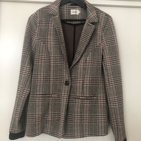 Blazer fra Dranella,  175,-