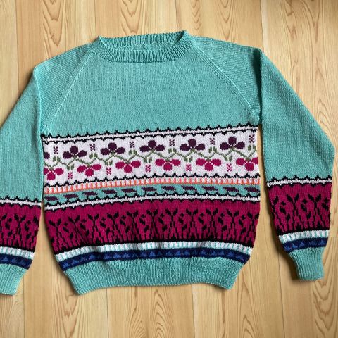 Ny strikket genser