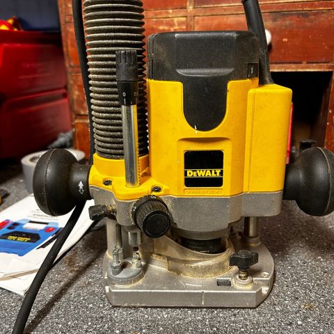 Dewalt overfres Utleie