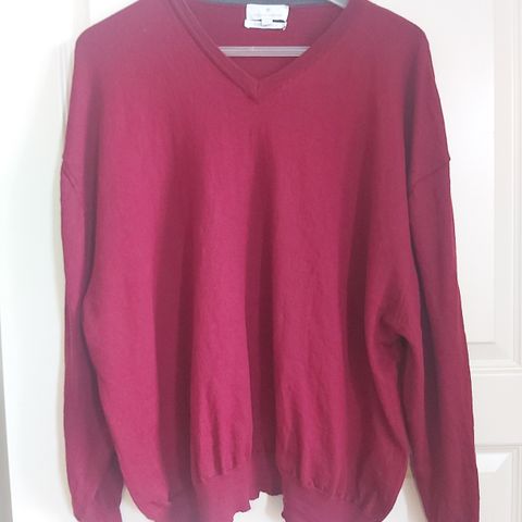 4XL. 100% ULL. TOSCANO FIRENZE. Burgunder genser.