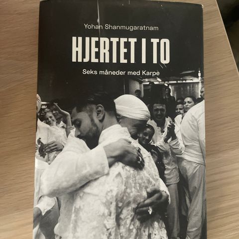 Hjertet i to, Karpe