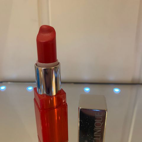 Clinique Pop Glaze Sheer Lip Colour + Primer Fireball POP 03