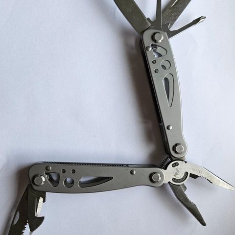 Militær multitool