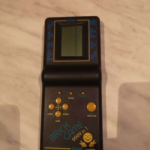 Retro Brick game 9999 in 1