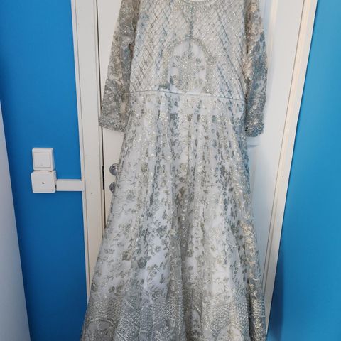 Helt ny maxi kjole pakistansk/ indisk klær