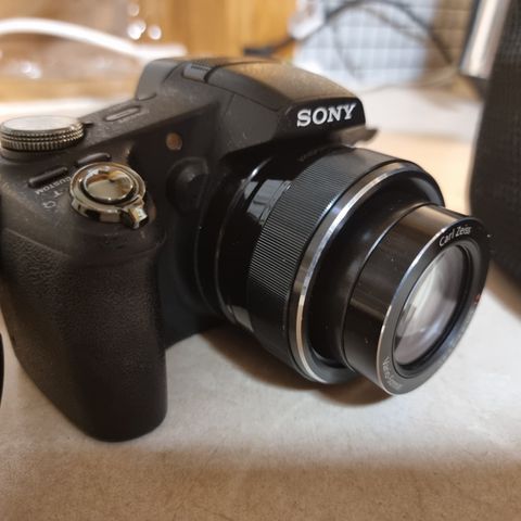 Sony Cyber-shot DSC-HX100V