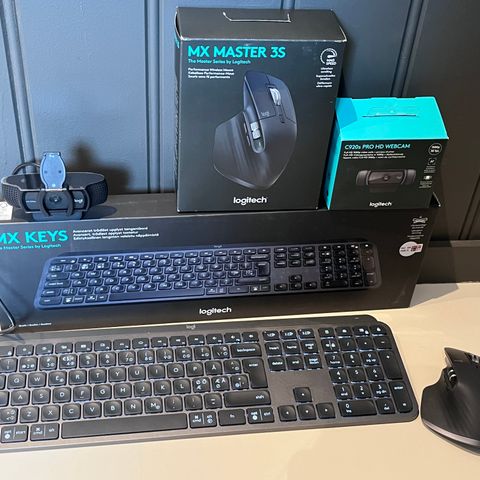 Pakkepris , logitech MX KEYS, MX MASTER 3S,C920s Pro HDCam