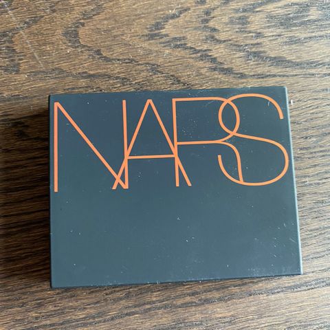 NARS BRONZING POWDER - LAGUNA 04