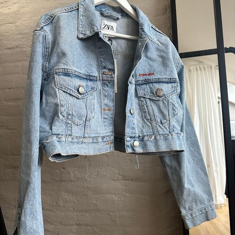 Ny med tags! Denim jakke cropped / olajakke