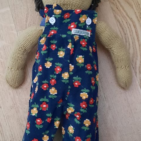 Nydelig håndstrikket dukke Lengde kropp ca 47,5 med Cabbage Patch Kids overall