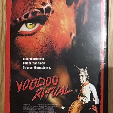 Voodoo ritual (2002)