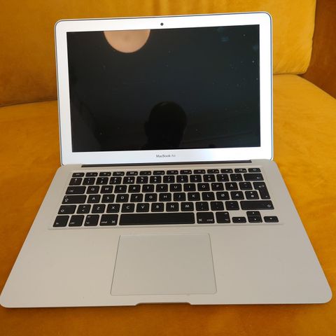 MacBook Air (13 tommer, Early 2015)