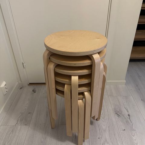 Ikea Frosta krakker, 4 stk solgt, 2 stk igjen