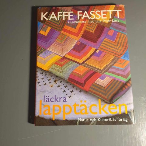 Kaffe Fassett. Bok med pathcwork lappetepper quilting