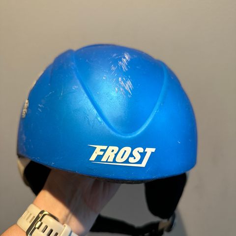 Frost alpinhjelm str M