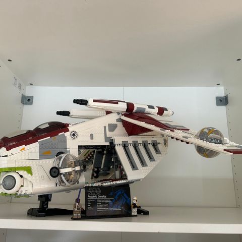 Lego 75309 UCS republic gunship