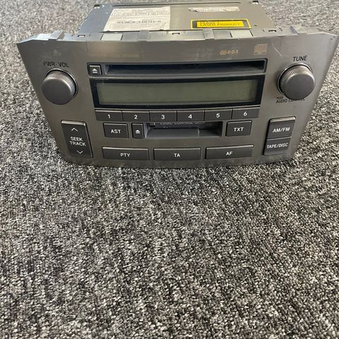 radio toyota avensis