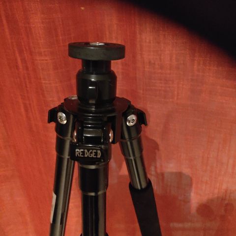 Tripod merke redges