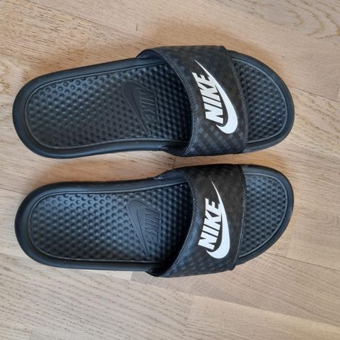 Nike sandaler  str. 40,5