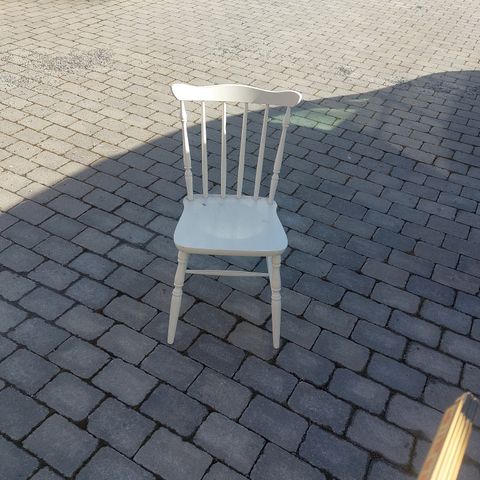 Solid stol i tre- 1 stk