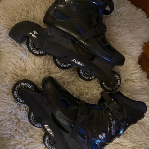 Rollerblades, str 40,