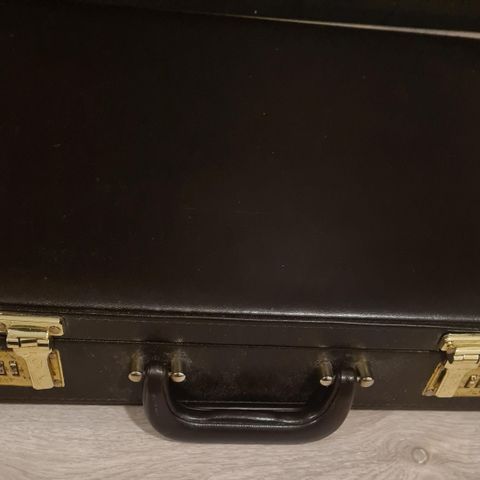 Vintage Stresskoffert med kodelås
