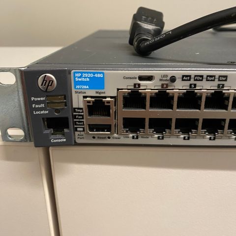 HP 2920-48G Switch