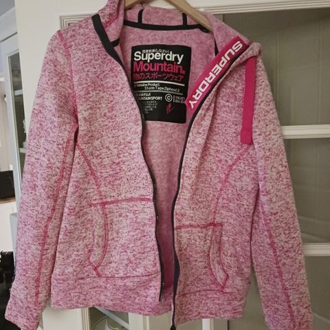 Stilig genser/jakke fra Superdry. Str L.