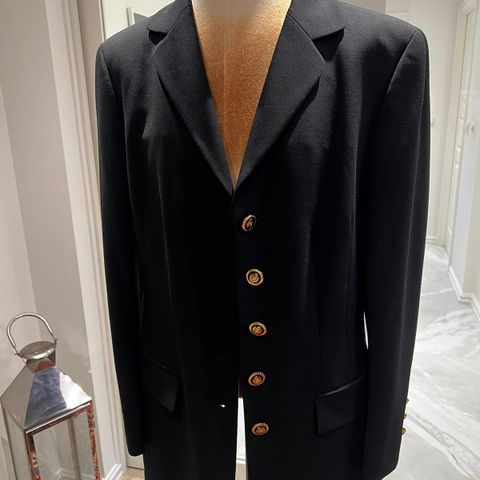 Blazer/ jakke fra Escada i virgin ull, NY