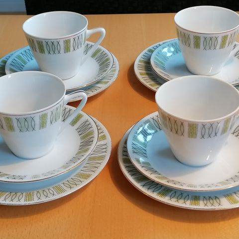 4 kuverter til retro kaffeservise 60-tallet