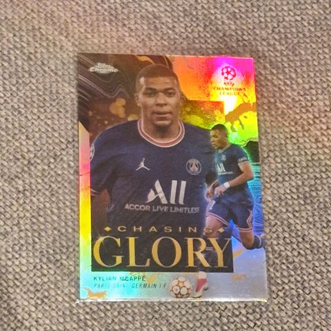 Kylian Mbappé Chasing Glory Topps Chrome 2022