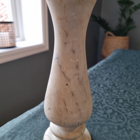 Tung vase, marmor?