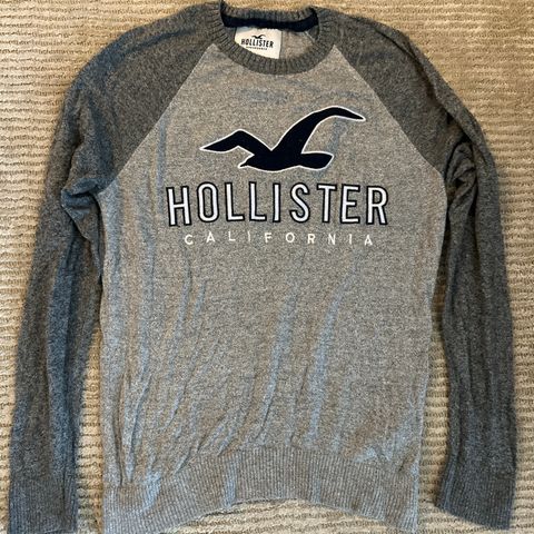 Superfin og behagelig myk genser fra Hollister str XS