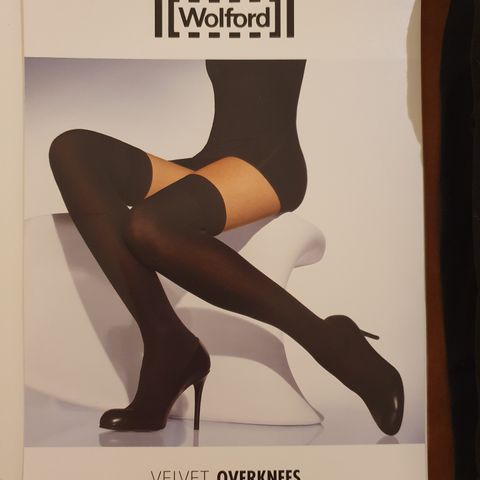 Wolford velvet svart overknees stay up