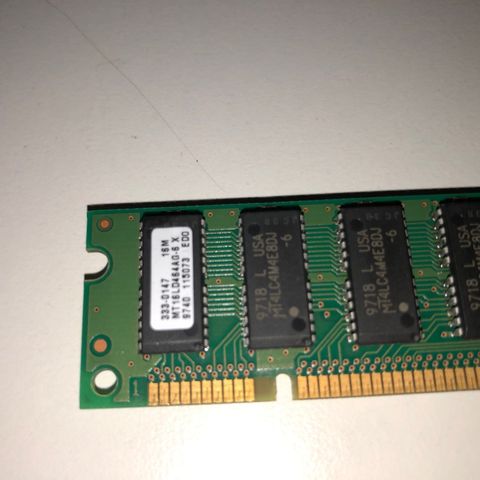 Apple MT16LD464AG- 6 X COMPUTER MEMORY MODULE 168 PIN