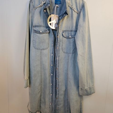 Jeans jakke/skjorte/ kjole fra Line of Oslo