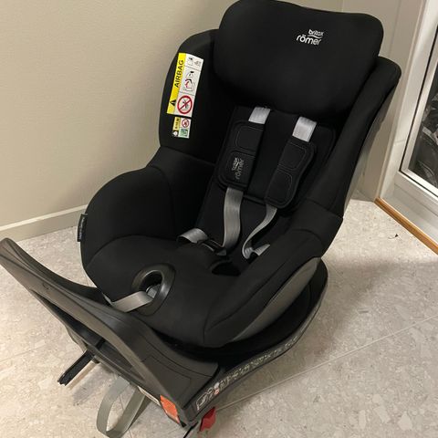 britax swingfix m-i size