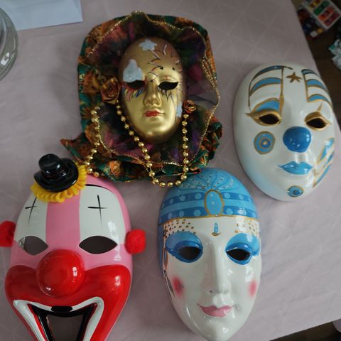 4 masker