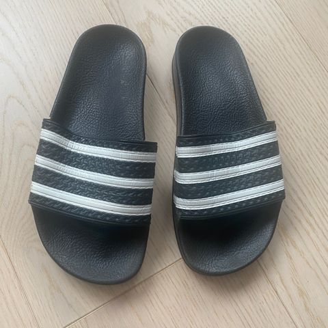 Adidas slippers