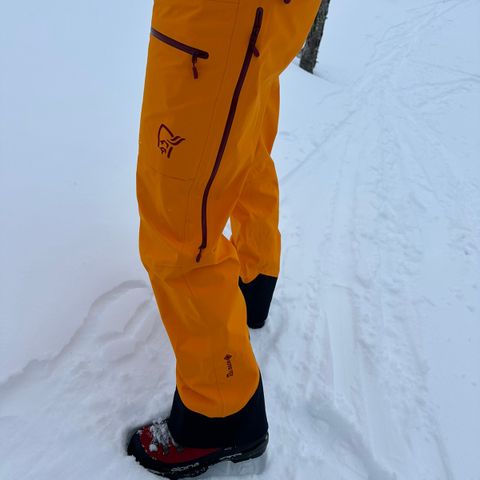 Norrøna Lofoten Gore Tex PRO /Damemodell som ny