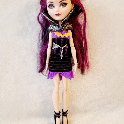 Monster High dukke og tilbehør ( 1 ) 1/2