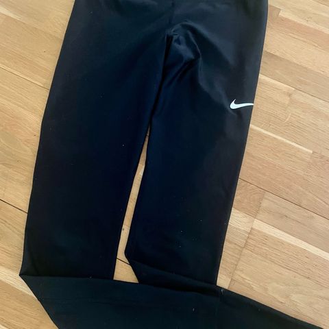 Nike tights dame str S