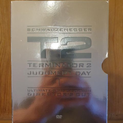 T2 TERMINATOR 2 Ultimate 3 disc edition