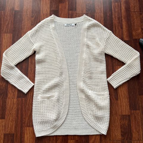 ONLY cardigan cream størrelse XS (oversized) [UBRUKT]