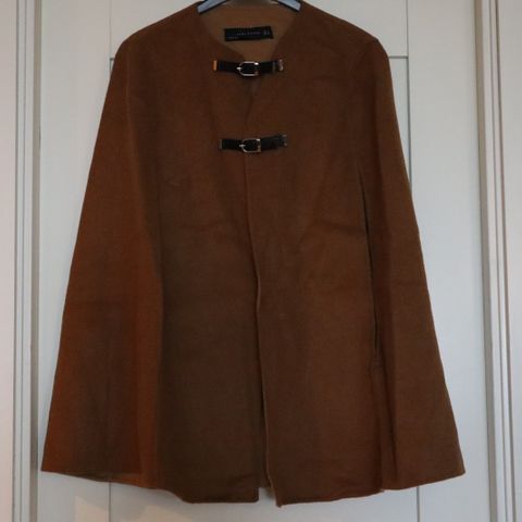 Zara cape