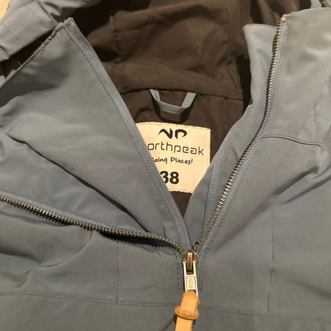 Northpeak anorakk