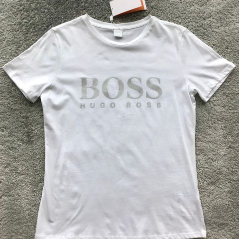 Hugo Boss t-skjort ny