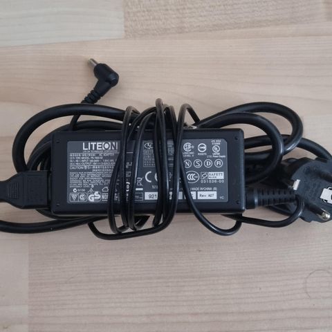 HP lader 19V 3,42A 65W