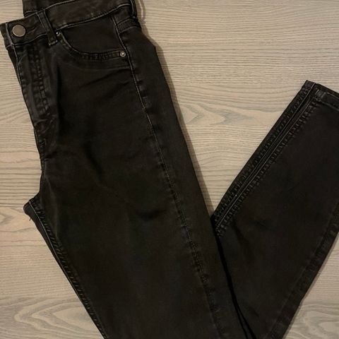 Skinny jeans 34